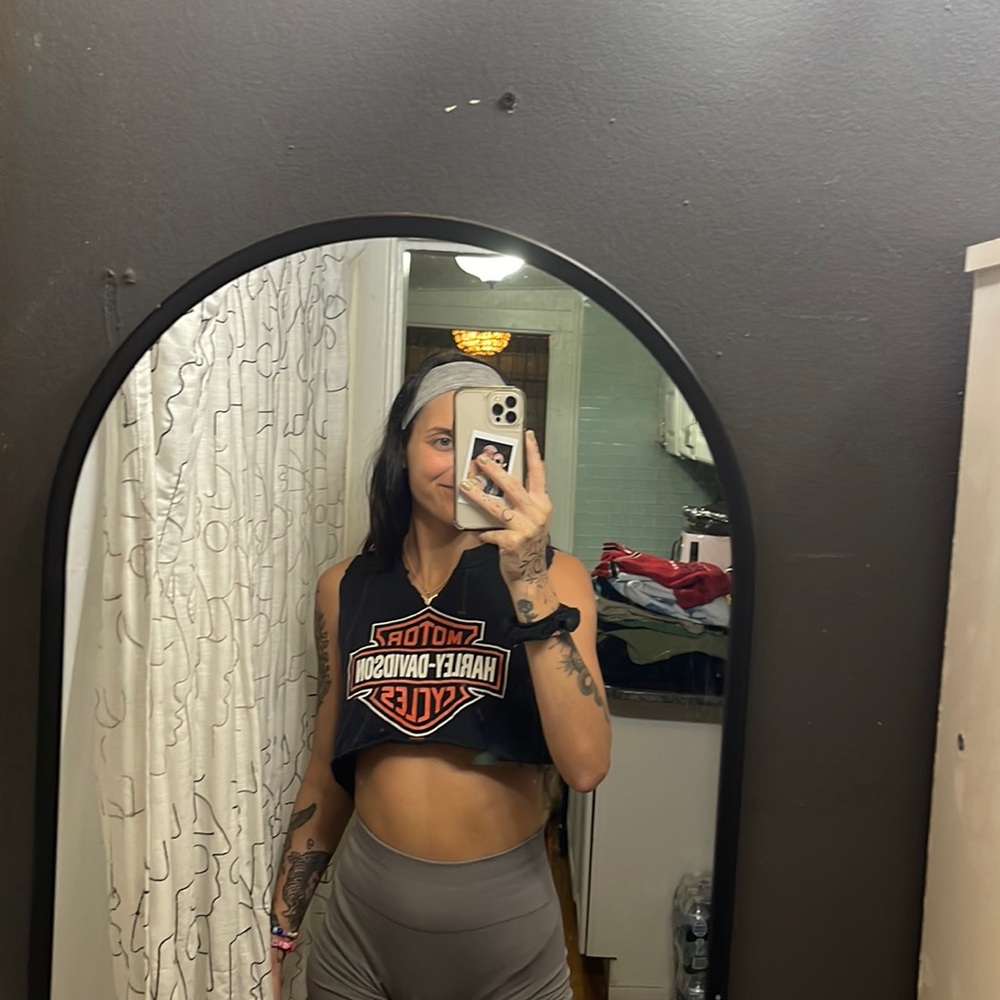 Cropped Harley shirt